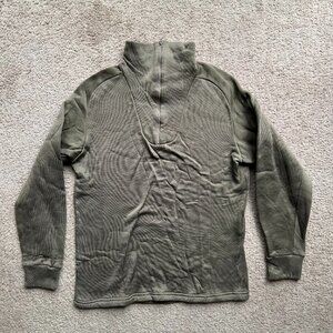 US Army Cold Weather Undershirt Mens Medium Brown Polyproplene Sweater